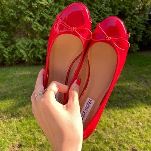 STEVE MADDEN Cherry Red Ballet Flats w/ Block Heel